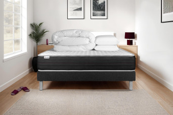 Pack lit complet 180x200 cm - Matelas + Sommier Noir (en kit) + 2 oreillers + Couette - Vitalmemo One