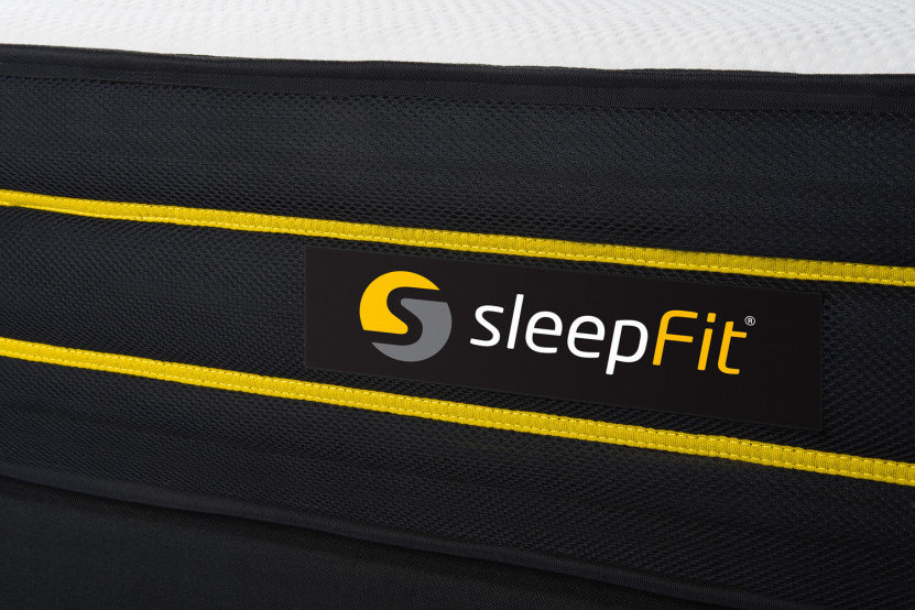 Pack lit complet 140x200 cm - Matelas + Sommier Blanc (en kit) + 2 oreillers + Couette - Ultra