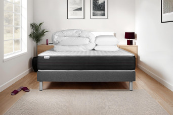Pack lit complet 200x200 cm - Matelas + Sommier Gris (en kit) + 2 oreillers + Couette - Vitalmemo One